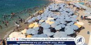 تزامنًا مع بداية فصل الصيف الرسمي.. إقبال كثيف على شواطىء الإسكندرية - هرم مصر
