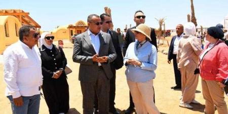 وزيرة البيئة ومحافظ جنوب سيناء يفتتحان مشروع تطوير قرية الغرقانة بمحمية نبق - هرم مصر