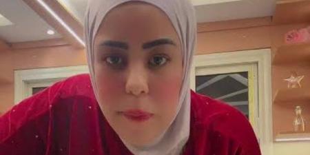 البلوجر أم مكة تتهم أشخاصًا بالإعتداء عليها في شبرا الخيمة - هرم مصر