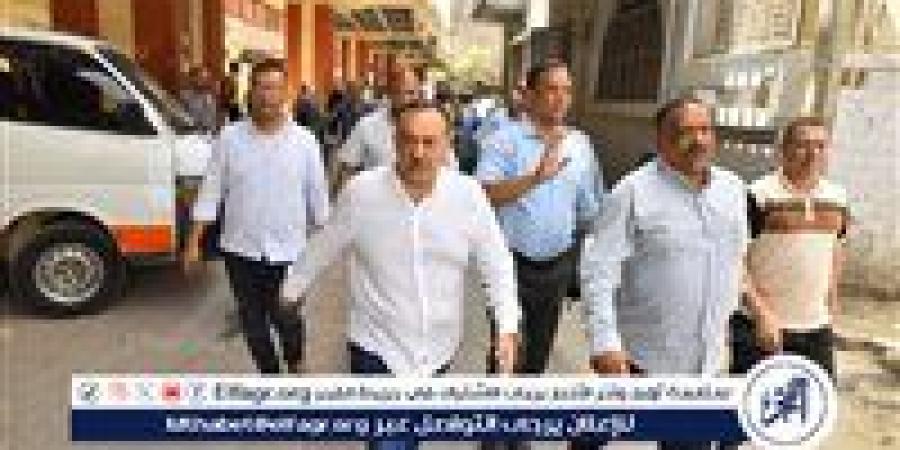 محافظ أسيوط يتفقد أعمال تطوير شارع التحكم المركزي ويوجه بإنشاء منافذ بيع للمواطنين - هرم مصر