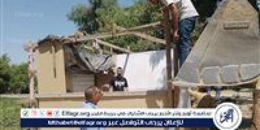 تنفيذًا لتوجيهات محافظ قنا.. إزالة كشك عشوائي بمحيط مجمع المواقف ضمن جهود مواجهة التعديات - هرم مصر