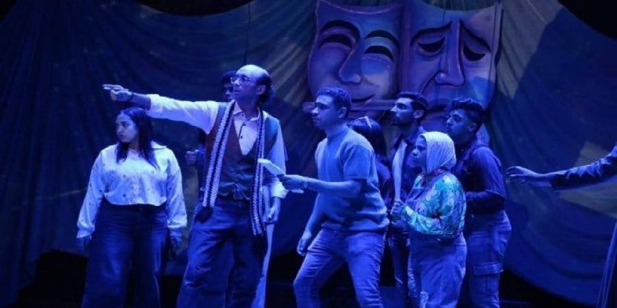 فرقة طنطا تقدم عرض «الوهم» على مسرح روض الفرج ضمن مهرجان فرق الأقاليم - هرم مصر