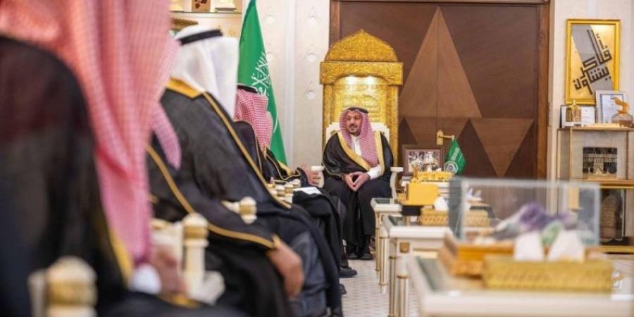 أمير القصيم يتسلّم التقرير السنوي لجمعية الفراولة والفواكه بالمنطقة ويشيد بدورها في دعم المزارعين - هرم مصر
