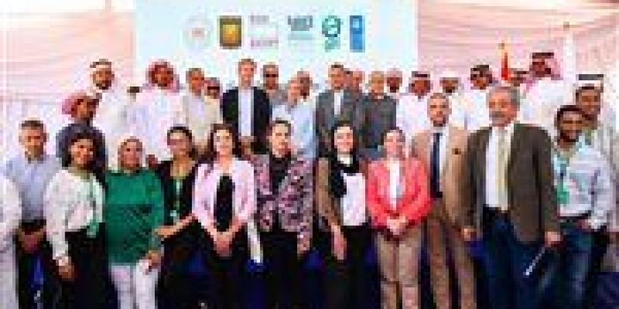 وزيرة البيئة تؤكد أن الجميع شركاء في الحفاظ على موارد مصر الطبيعية والتوسع في السياحة البيئية - هرم مصر