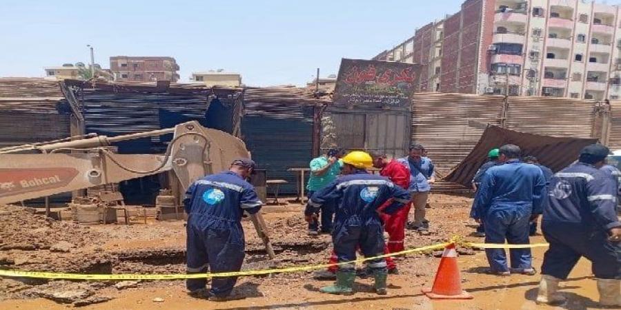 محافظ أسوان يتابع السيطرة على تسرب غاز بالسيل الجديد - هرم مصر