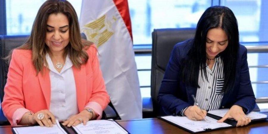 مشروع «أيادي مصر».. بروتوكول تعاون بين «التضامن» و«التنمية المحلية» لتسويق المنتجات التراثية - هرم مصر