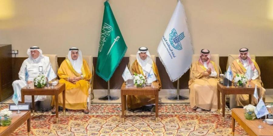 الحقيل يتفقد مشاريع استثمارية نوعية بالشرقية ويلتقي مستثمرين من داخل وخارج المملكة - هرم مصر