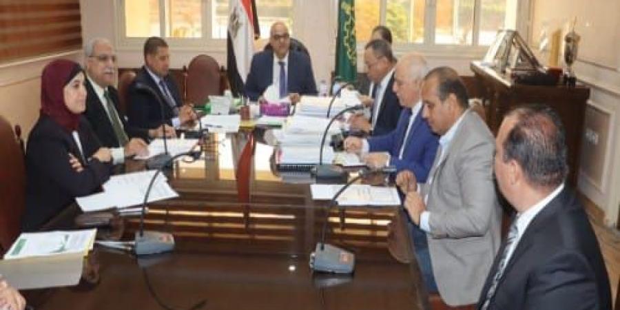 محافظ القليوبية: اختيار الكفاءات لشغل المناصب القيادية يدعم  الأداء المؤسسي - هرم مصر