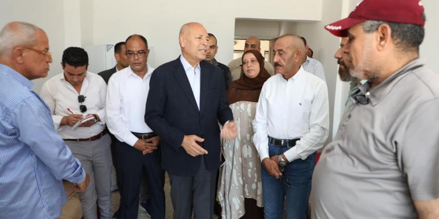 محافظ القاهرة يزور الأسر التى فقدت منازلهم فى حدائق القبة بوحداتهم الجديدة - هرم مصر