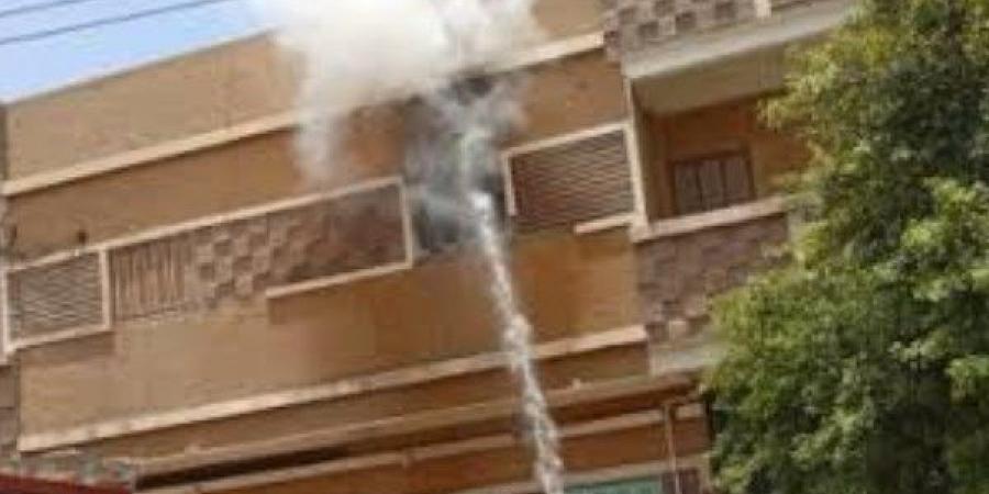رجال إطفاء الجيزة ينقذون أسرة من حريق شقة بشارع فيصل - هرم مصر