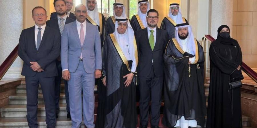 تعزيز التعاون البرلماني السعودي المجري - هرم مصر