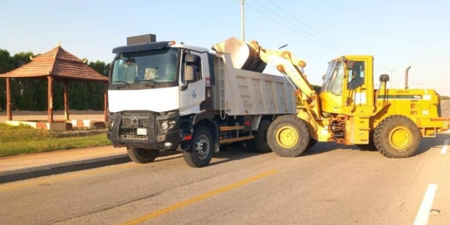 بلدية اللهابة ترفع 894  طنا من النفايات والأنقاض تحسينا للمشهد الحضري - هرم مصر