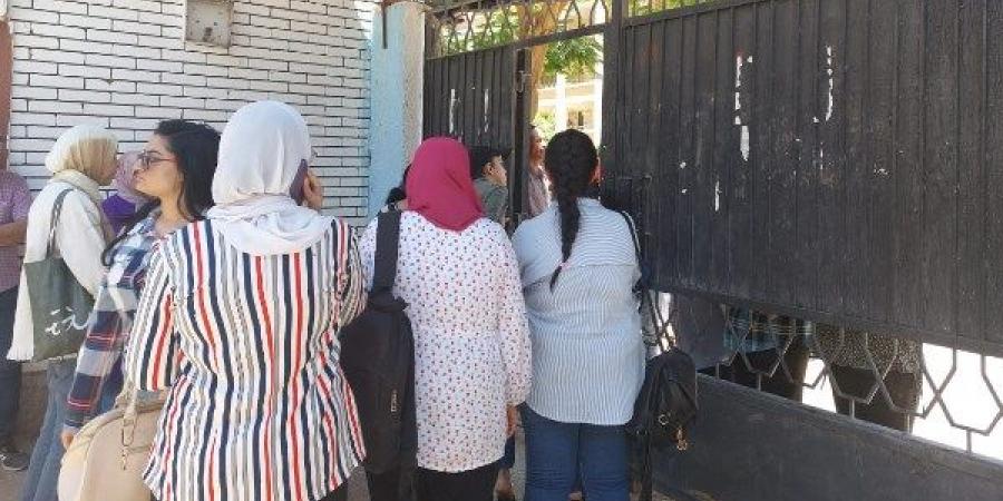 تنظيم دخول الطلاب إلى لجان امتحانات الثانوية العامة بداية من 8:30 صباحا - هرم مصر