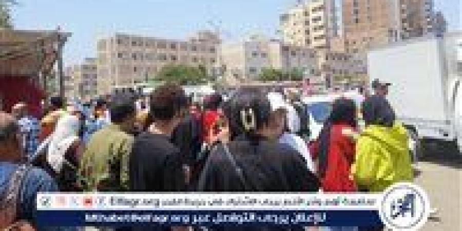انتظام 64 ألف 320 طالب وطالبة لبدء امتتحان الكيمياء للشعبة العلمية والجغرافيا الشعبة الأدبية في الدقهلية - هرم مصر
