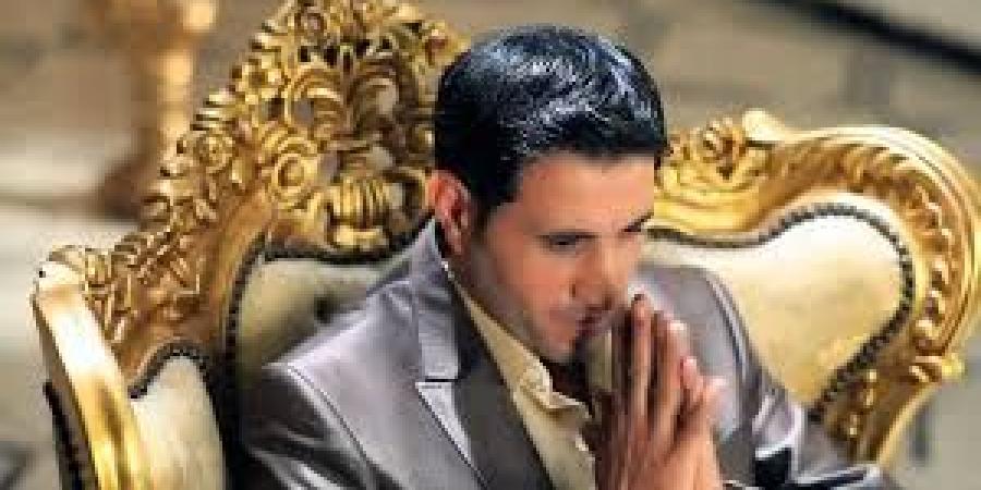 أحمد شيبة يشارك صورة مع أولاد أحمد عامر - هرم مصر