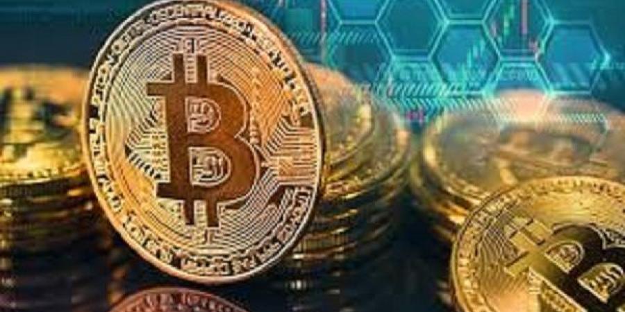 بعد ضبط متورطين..يتجدد الجدل حول حُكم تداول العملات الرقمية #العملات_الرقمية #بيتكوين #فتاوى_الإفتاء #الاقتصاد #حرام_شرعًا #تداول_العملات #دار_الإفتاء #السوق #الوعي_الاقتصادي #منصات_التواصل #الغرر #التعاملات_المالية - هرم مصر