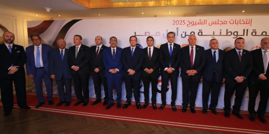 لجان الشيوخ تواصل استقبال المرشحين في اليوم الثاني لتلقي الطلبات - هرم مصر