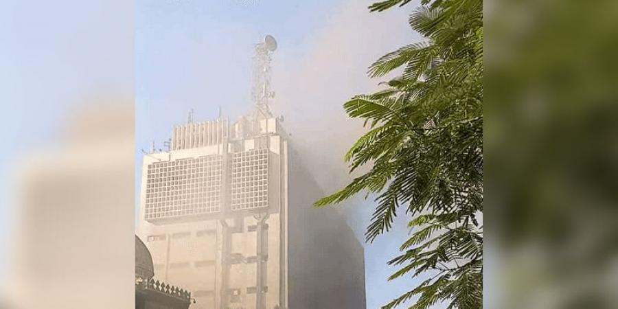 عاجل- المصرية للاتصالات تخرج عن صمتها: حريق سنترال رمسيس فصل الخدمة عن الملايين.. وقطع الكهرباء كان ضروريًا - هرم مصر