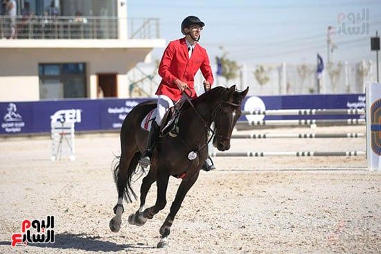 سيف فكري في جانب من منافسات البطولة الدولية للفروسية