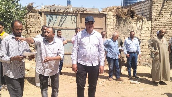 إزالة 42 حالة تعد على أملاك الدولة بالأقصر إزالة 42 حالة تعد على أملاك الدولة بالأقصر