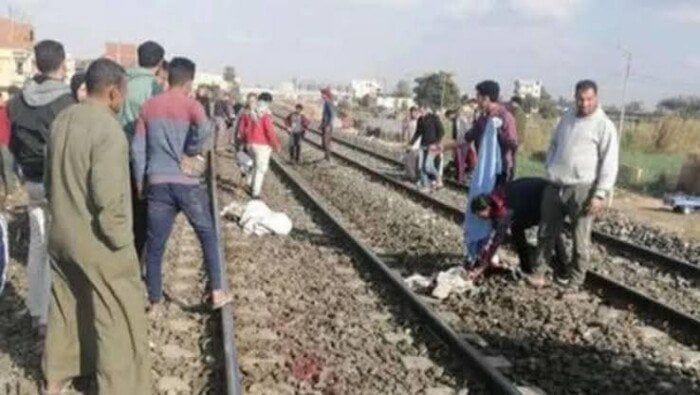 مصرع فتاة صدمها قطار أثناء عبور مزلقان بالشرقية مصرع فتاة صدمها قطار أثناء عبور مزلقان بالشرقية