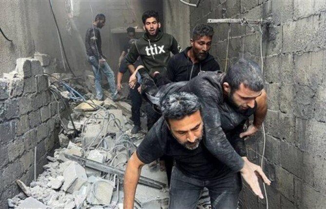 الهلال الأحمر الفلسطيني يناشد المجتمع الدولي بالضغط لإدخال المساعدات لغزة دون شروط الهلال الأحمر الفلسطيني يناشد المجتمع الدولي بالضغط لإدخال المساعدات لغزة دون شروط