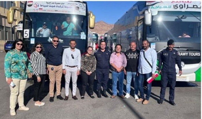 «السياحة والآثار»: وصول آخر رحلات الحج السياحي البري إلى الأراضي السعودية «السياحة والآثار»: وصول آخر رحلات الحج السياحي البري إلى الأراضي السعودية