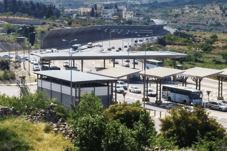 حاجز النفق العسكري غرب بيت جالا المصدر: وكالة الأنباء والمعلومات الفلسطينية https://www.wafa.ps/pages/details/84524