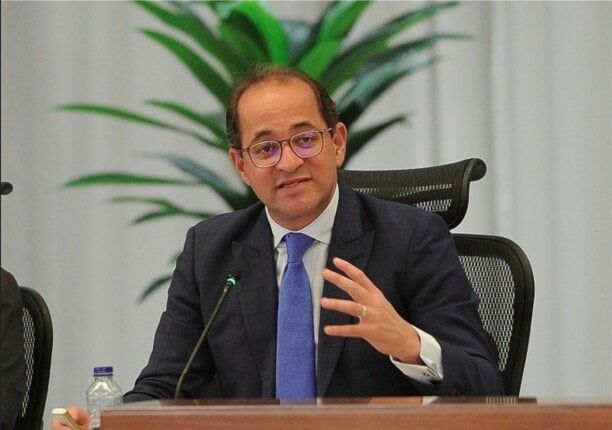 وزير المالية: نعمل على خفض زمن وتكلفة الإفراج الجمركي لتحفيز الاستثمار والتصدير وزير المالية: نعمل على خفض زمن وتكلفة الإفراج الجمركي لتحفيز الاستثمار والتصدير