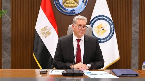 وزير البترول: «حريصون على التعاون البنّاء مع الصحفيين وتوضيح أي أمور تثار في وسائل الإعلام» وزير البترول: «حريصون على التعاون البنّاء مع الصحفيين وتوضيح أي أمور تثار في وسائل الإعلام»