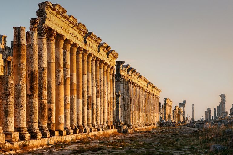 The Great Colonnade was the main avenue of Apamea which ran for nearly 2 kilometres, making it among the longest and most famous in the Roman world. The site has been looted heavily since the syrian conflict started