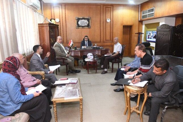 نائب محافظ قنا يترأس الاجتماع الأول لمجلس إدارة مركز تدريب علوم الحاسب وتكنولوجيا المعلومات نائب محافظ قنا يترأس الاجتماع الأول لمجلس إدارة مركز تدريب علوم الحاسب وتكنولوجيا المعلومات