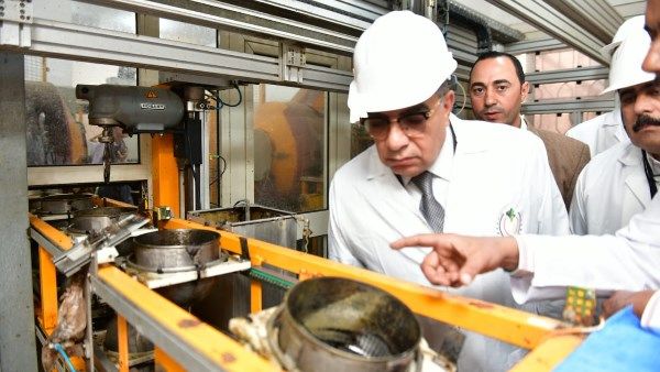 محافظ الدقهلية خلال زيارته لمصانع السكر ببلقاس: دعمي الكامل لهذا الصرح محافظ الدقهلية خلال زيارته لمصانع السكر ببلقاس: دعمي الكامل لهذا الصرح