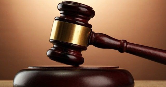 المشدد 5 سنوات لتشكيل عصابى لسرقة سيارة ومبلغ مالي بالعبور