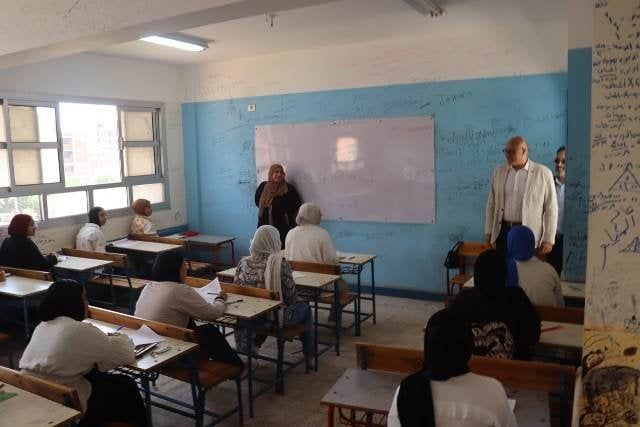 هواتف داخل اللجان وغش إلكتروني.. تفاصيل يوم ساخن بامتحانات الإعدادية اليوم في المنوفية هواتف داخل اللجان وغش إلكتروني.. تفاصيل يوم ساخن بامتحانات الإعدادية اليوم في المنوفية