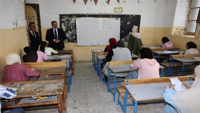 ضبط طالبتين بتهمة محاولة تسريب «علوم الإعدادية» في المنوفية