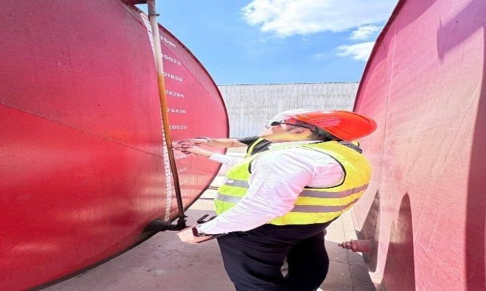 محافظ المنوفية: ضبط 61 ألف لتر سولار داخل منشأة لإنتاج التقاوي الزراعية بقويسنا محافظ المنوفية: ضبط 61 ألف لتر سولار داخل منشأة لإنتاج التقاوي الزراعية بقويسنا