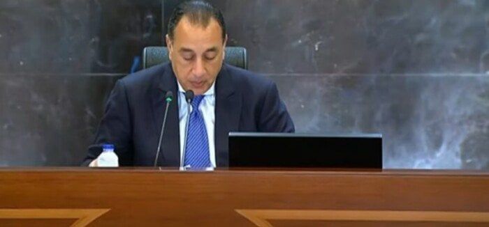 مدبولي: قفزة كبيرة في تحويلات المصريين بالخارج بنسبة 82.7% مدبولي: قفزة كبيرة في تحويلات المصريين بالخارج بنسبة 82.7%