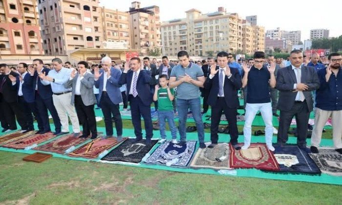 محافظ المنوفية يؤدى صلاة عيد الأضحى بساحة جمهورية شبين محافظ المنوفية يؤدى صلاة عيد الأضحى بساحة جمهورية شبين