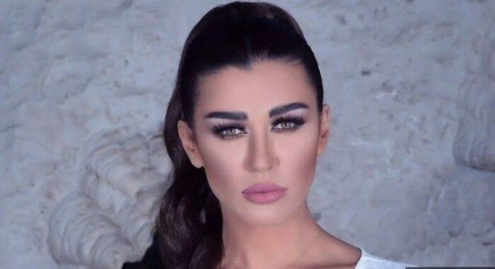«نادين الراسي» تنتقد متحدث جيش الاحتلال لإضراره بالسياحة في بلدها «نادين الراسي» تنتقد متحدث جيش الاحتلال لإضراره بالسياحة في بلدها