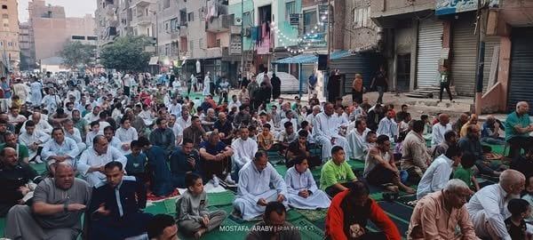 توافد المواطنين على الساحات فى القليوبية لأداء صلاة العيد توافد المواطنين على الساحات فى القليوبية لأداء صلاة العيد