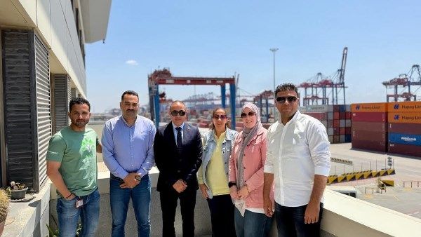 رئيس مدينة بورفؤاد يتفقد محطة قناة السويس للحاويات بميناء شرق بورسعيد
