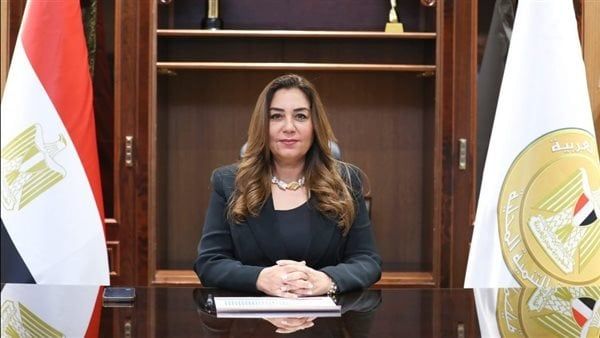 وزيرة التنمية المحلية تتابع تطورات الأوضاع في المحافظات خلال أول أيام عيد الأضحى المبارك وزيرة التنمية المحلية تتابع تطورات الأوضاع في المحافظات خلال أول أيام عيد الأضحى المبارك