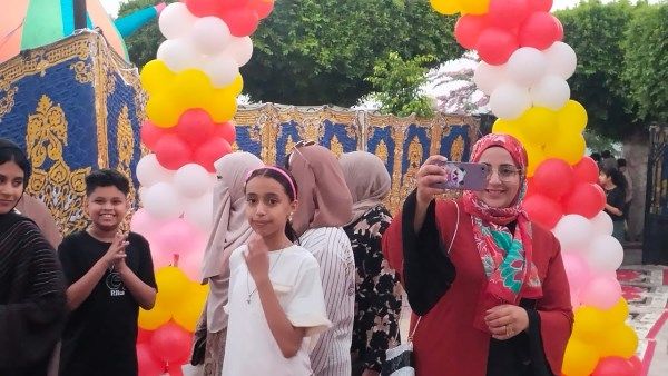 صور تذكارية للأطفال والمصلين خلال صلاة العيد بالقليوبية.. صور صور تذكارية للأطفال والمصلين خلال صلاة العيد بالقليوبية.. صور