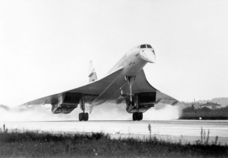 FILES-FRANCE-BRITAIN-TRANSPORT-AVIATION-TECHNOLOGY-HERITAGE(FILES) Concorde 001, the Franco-British supersonic aircraft, is seen landing after its first supersonic flight on October 1, 1969, in Toulouse. Concorde 001 exceeded Mach 1 for the first time, holding Mach 1.05 for 9 minutes. The French Minister of Culture announced on May 5, 2025, that the Franco-British supersonic aircraft Concorde No. 1 and all its equipment has been classified the register France's Historical Monument (Monument Historique). (Photo by AFP) DATE 05/05/2025 SIZE x Country FRA SOURCE AFP/-