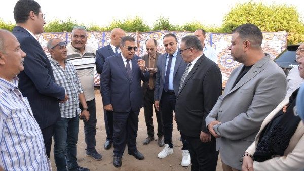 محافظ الدقهلية يشهد نحر الأضاحي بمجزر طنامل مركز أجا لتوزيعها على الأسر الأولى بالرعاية