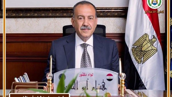 محافظ أسيوط: لا تهاون مع مخالفات البناء خلال عيد الأضحى وقرارات فورية لإزالة التعديات محافظ أسيوط: لا تهاون مع مخالفات البناء خلال عيد الأضحى وقرارات فورية لإزالة التعديات