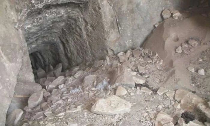 انهارت الرمال عليهما.. .مصرع عاملين خلال التنقيب عن الآثار في العياط انهارت الرمال عليهما.. .مصرع عاملين خلال التنقيب عن الآثار في العياط