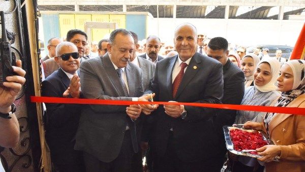 محافظ أسيوط ورئيس محافظ أسيوط ورئيس