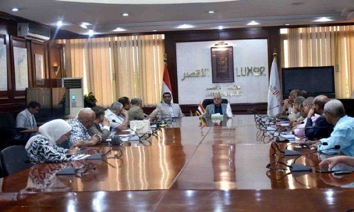 قبل بدء امتحانات الثانوية العامة.. رفع درجة الاستعداد القصوى داخل الإدارات التعليمية بالأقصر قبل بدء امتحانات الثانوية العامة.. رفع درجة الاستعداد القصوى داخل الإدارات التعليمية بالأقصر